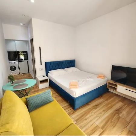 Central City Apartments Апартаменты Тирана