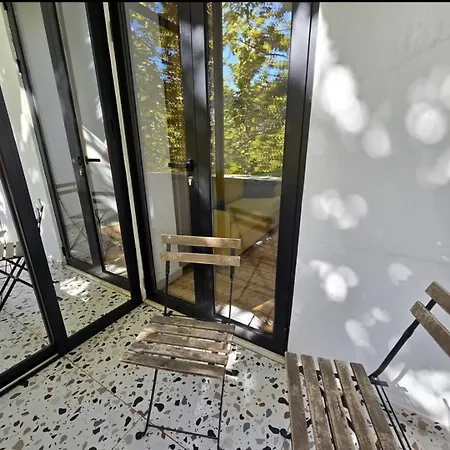 Central City Apartments ティラナ